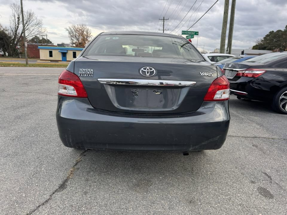 Used 2011 Toyota Yaris Sedan image 4