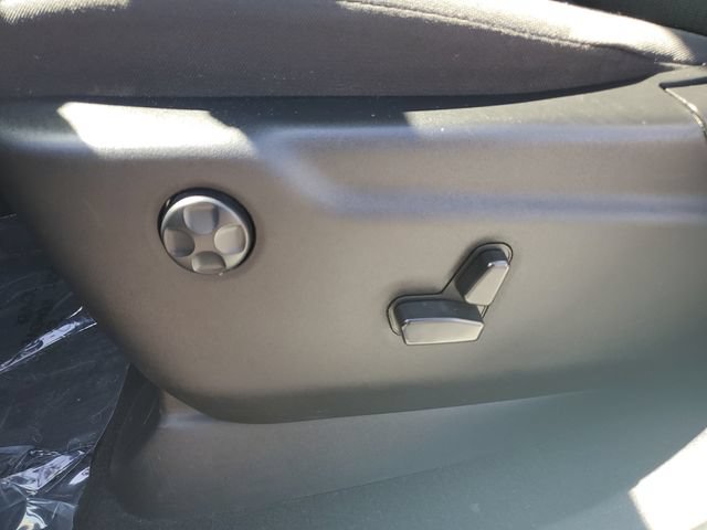 Used 2019 Jeep Grand Cherokee Laredo RWD image 19