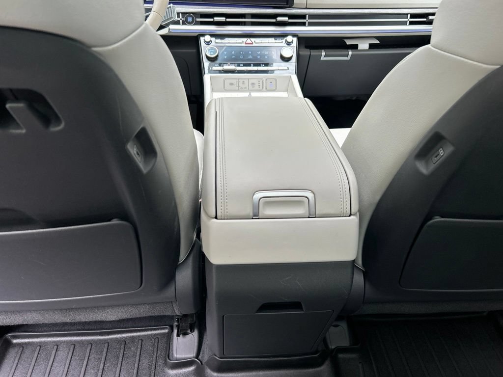 Used 2024 Hyundai Santa Fe Limited AWD/4WD image 29