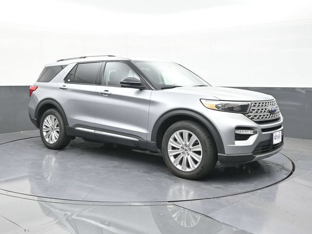 Used 2022 Ford Explorer Limited w/ Equipment Group 301A AWD/4WD image 19