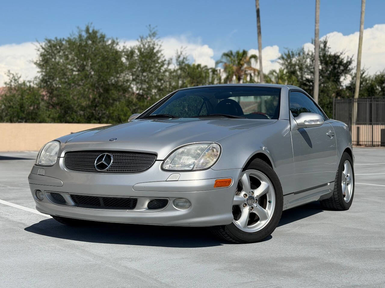 Used 2001 Mercedes-Benz SLK 320 image 2