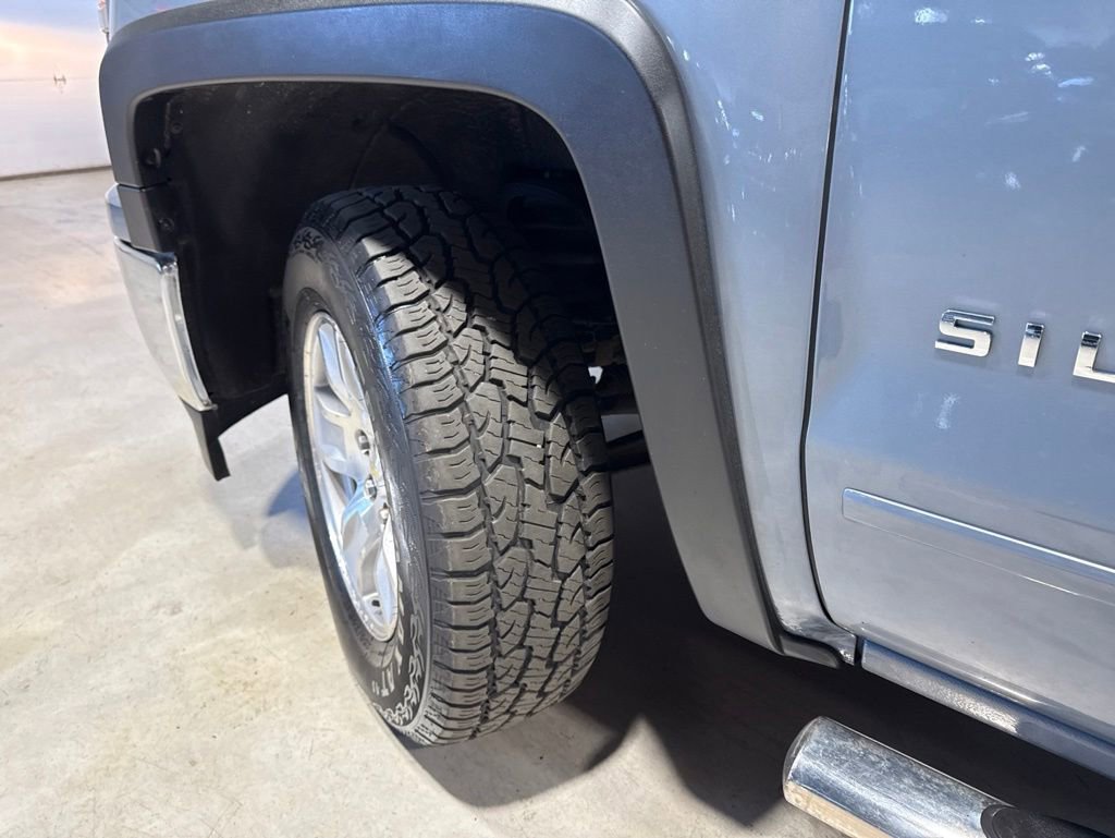 Used 2015 Chevrolet Silverado 1500 LT w/ All Star Edition AWD/4WD image 3