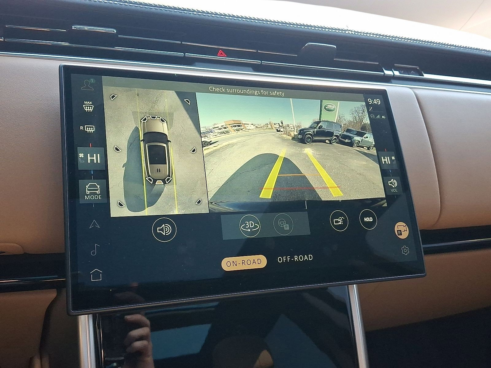 Used 2025 Land Rover Range Rover Long Wheelbase SE image 9