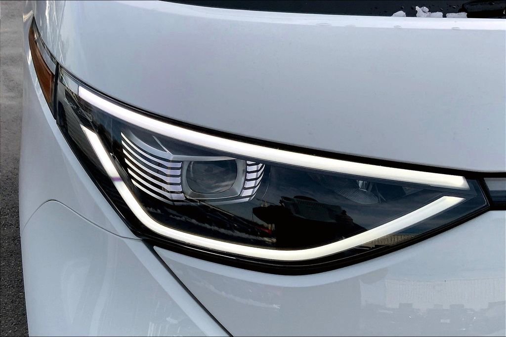 New 2025 Volkswagen ID. Buzz Pro S image 27