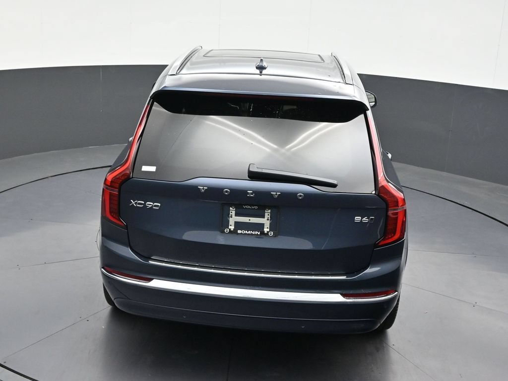 Used 2026 Volvo XC90 B6 Plus w/ Protection Package Premier AWD/4WD image 17