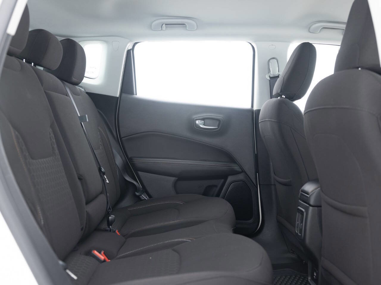 Used 2021 Jeep Compass Sport w/ Cold Weather Group AWD/4WD image 31