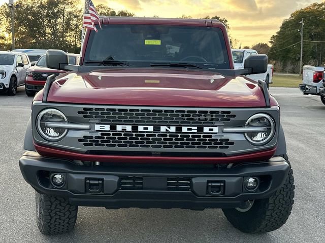 New 2025 Ford Bronco Badlands image 2