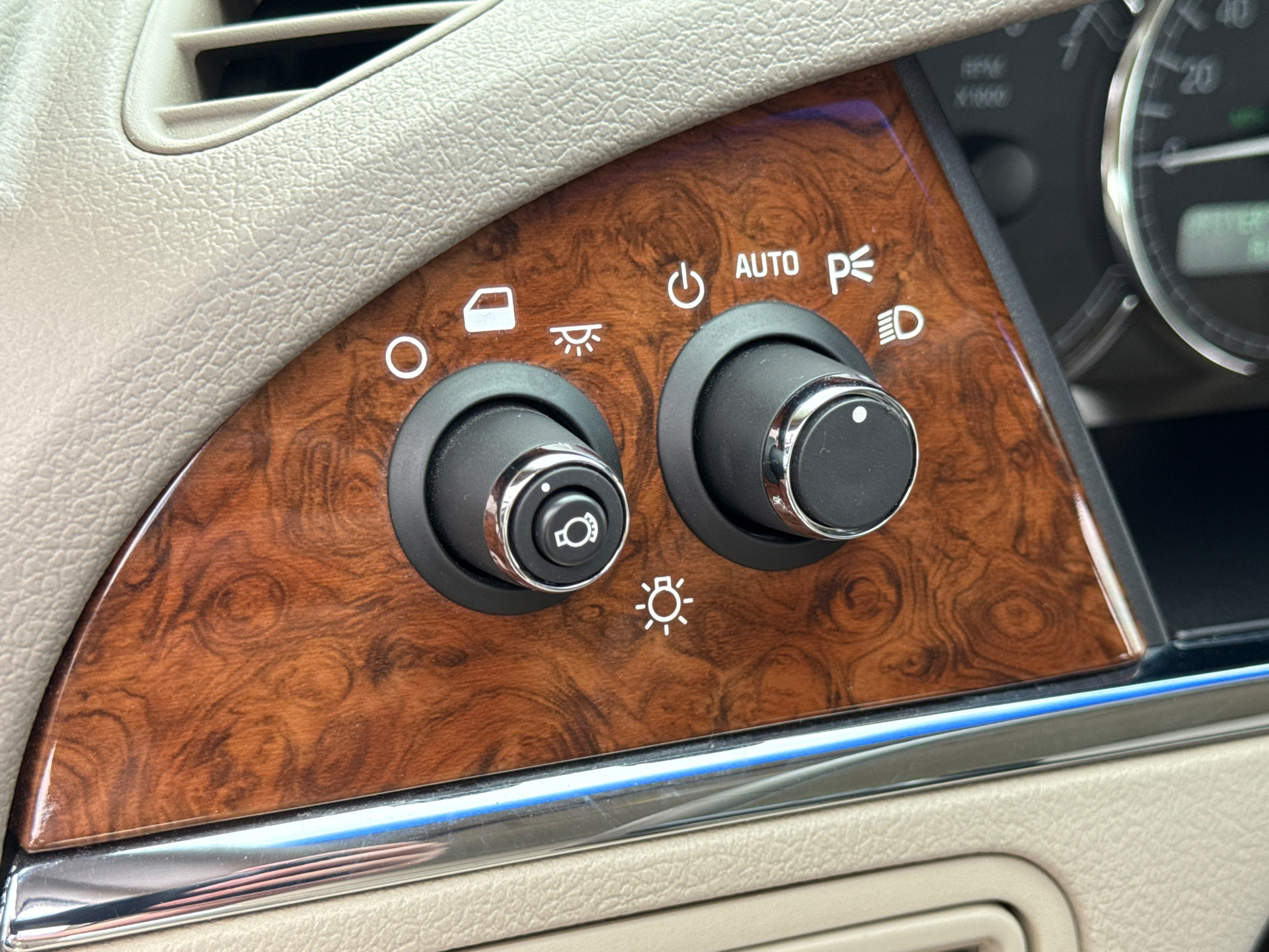 Used 2005 Buick LaCrosse CXL w/ Gold Convenience Package image 20