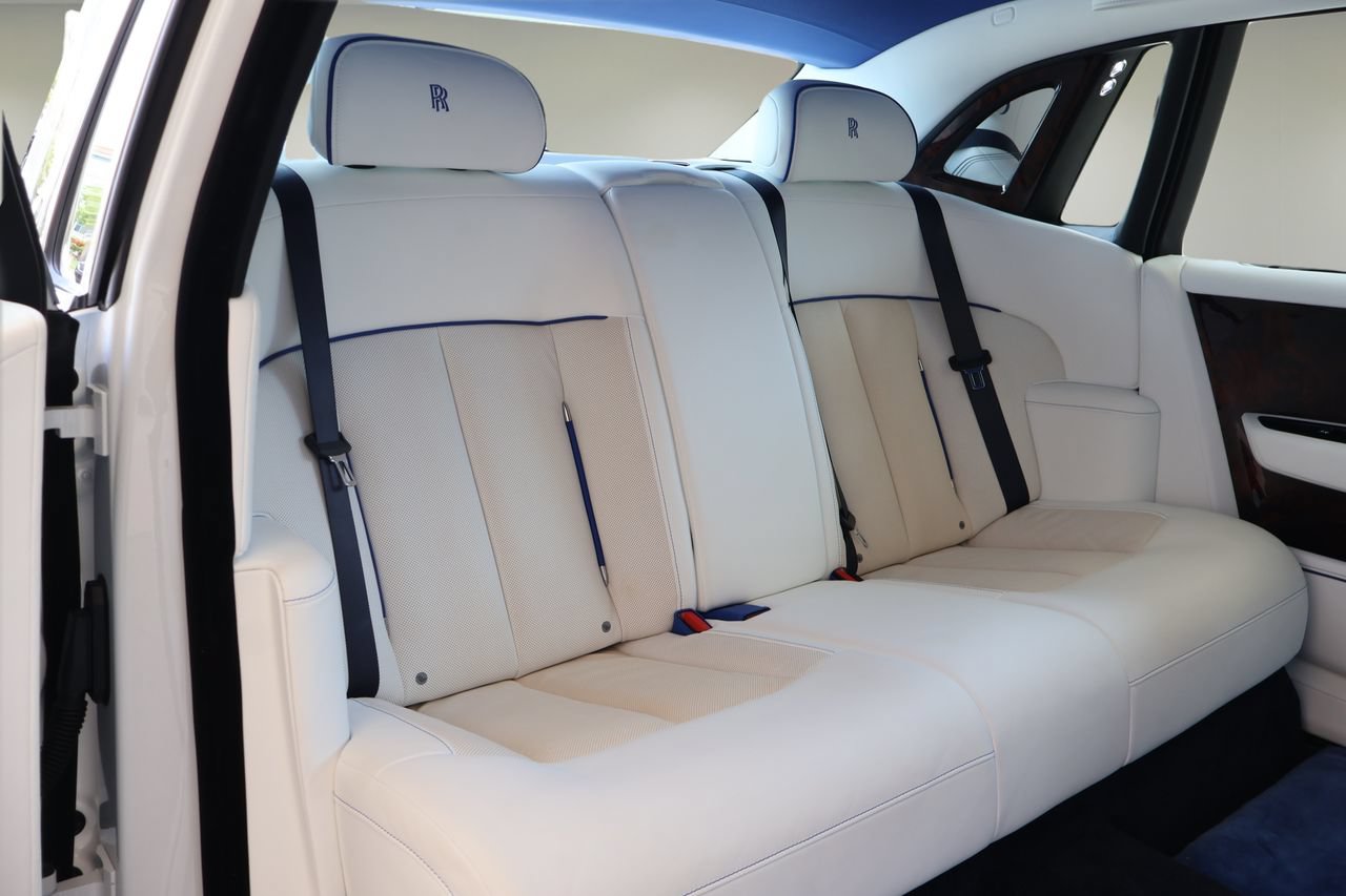 Certified 2023 Rolls-Royce Phantom Extended Wheelbase w/ Leather Finishing Pack RWD image 20