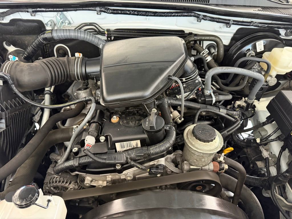 Certified 2021 Toyota Tacoma SR image 31