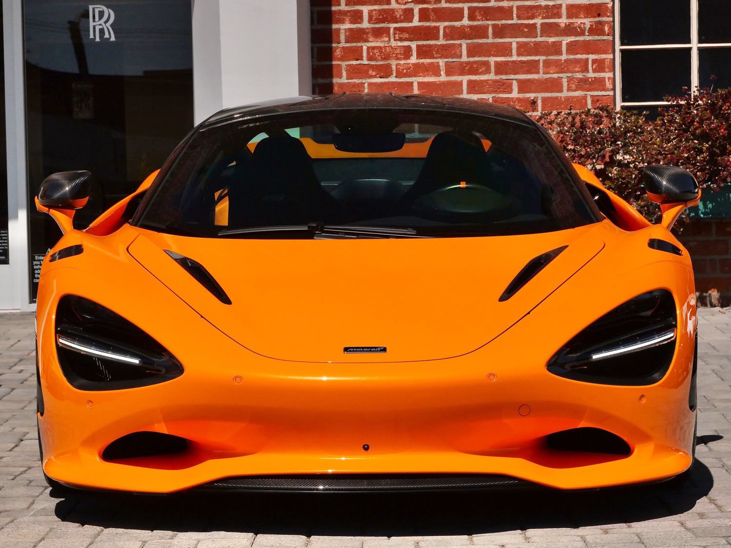 Used 2024 McLaren 750S RWD image 2