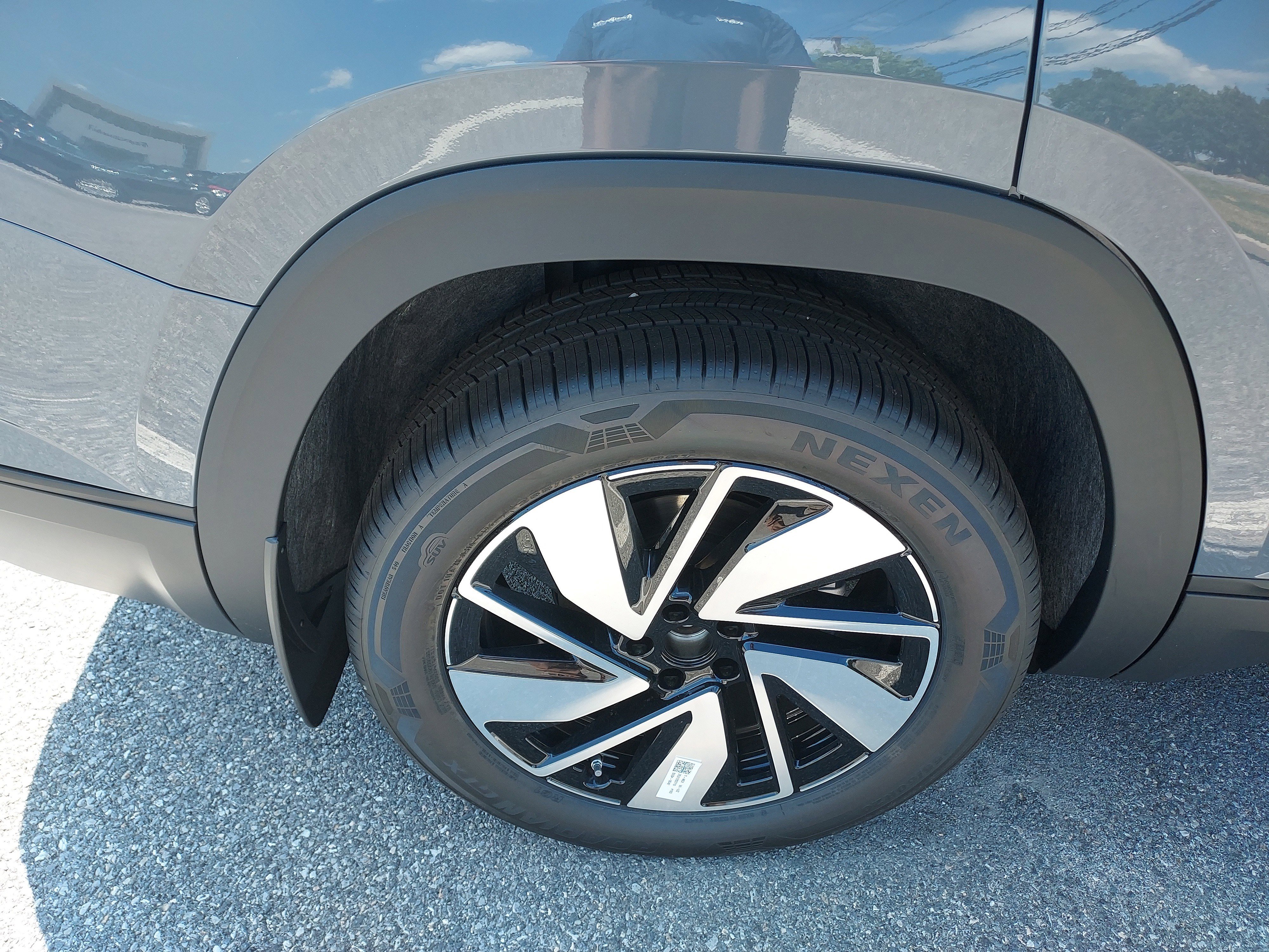 New 2026 Volkswagen Atlas SE image 9