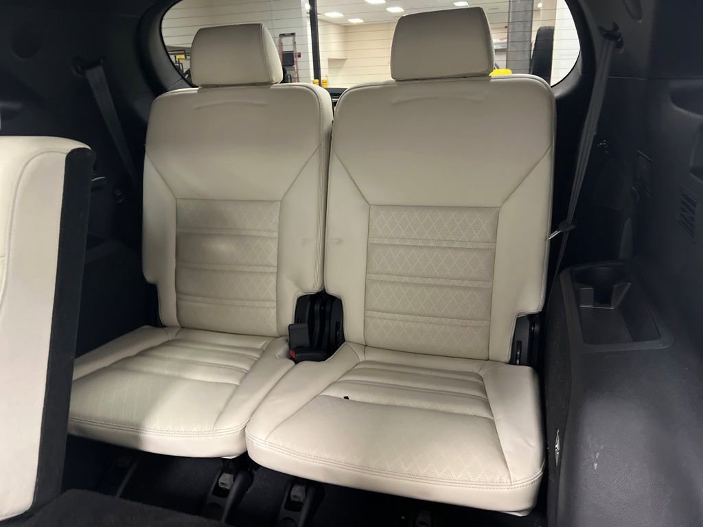 Used 2016 Kia Sorento SX image 30