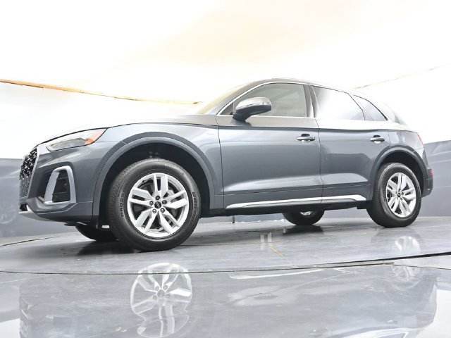 Used 2024 Audi Q5 2.0T Premium w/ Convenience Package AWD/4WD image 31