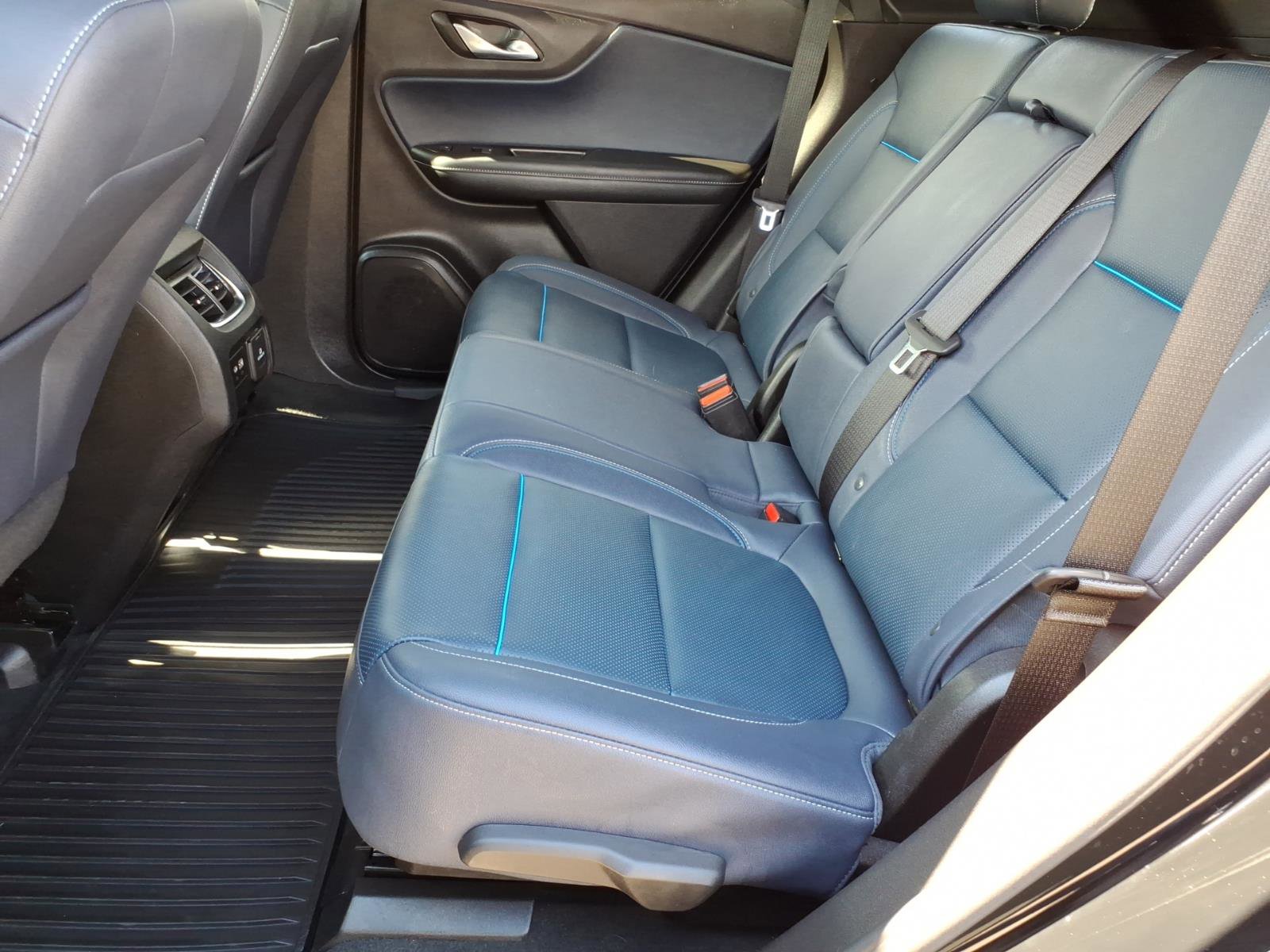 Certified 2023 Chevrolet Blazer RS w/ Driver Confidence II Package image 13