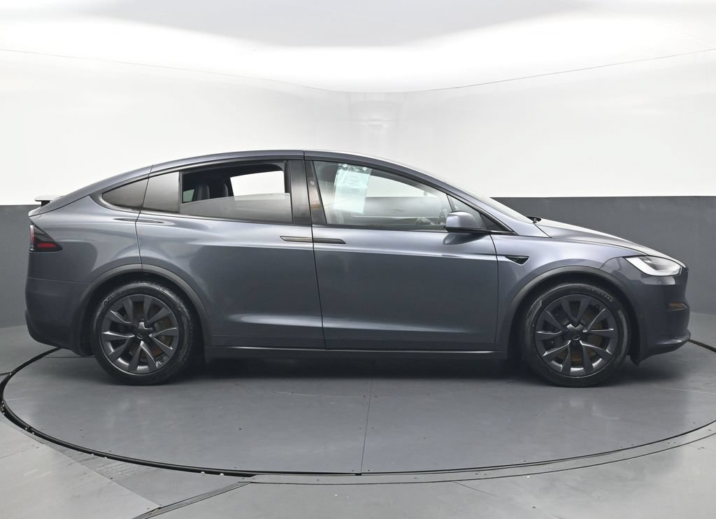 Used 2023 Tesla Model X AWD/4WD image 5
