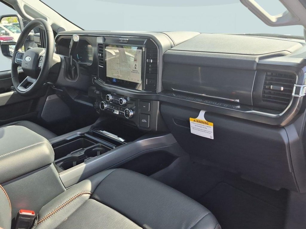 New 2026 Ford F250 Lariat w/ Black Appearance Package AWD/4WD image 32