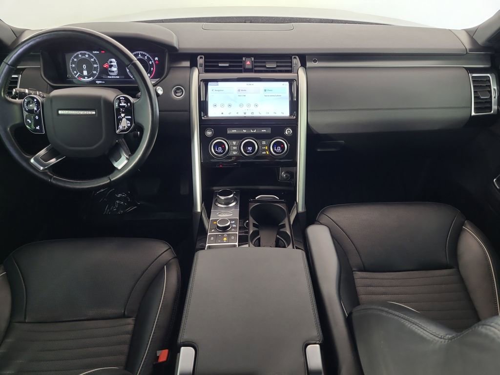 Used 2020 Land Rover Discovery HSE image 24