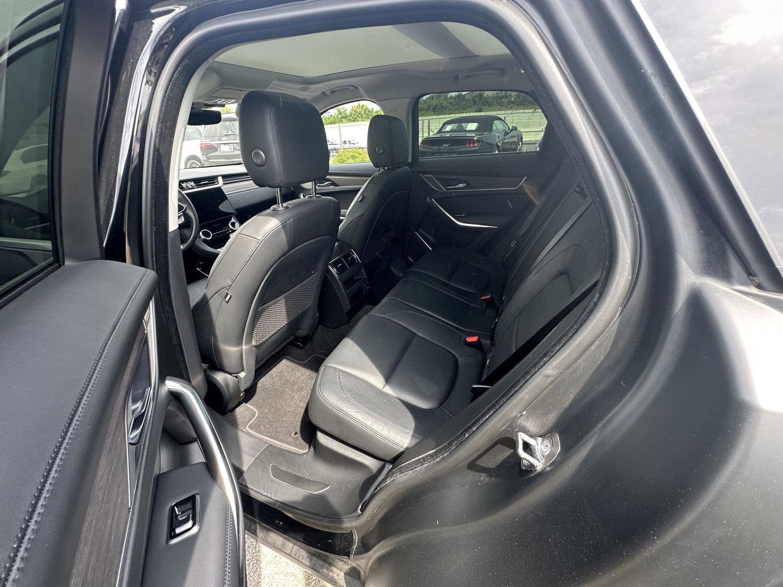 Used 2021 Jaguar F-PACE S AWD/4WD image 6