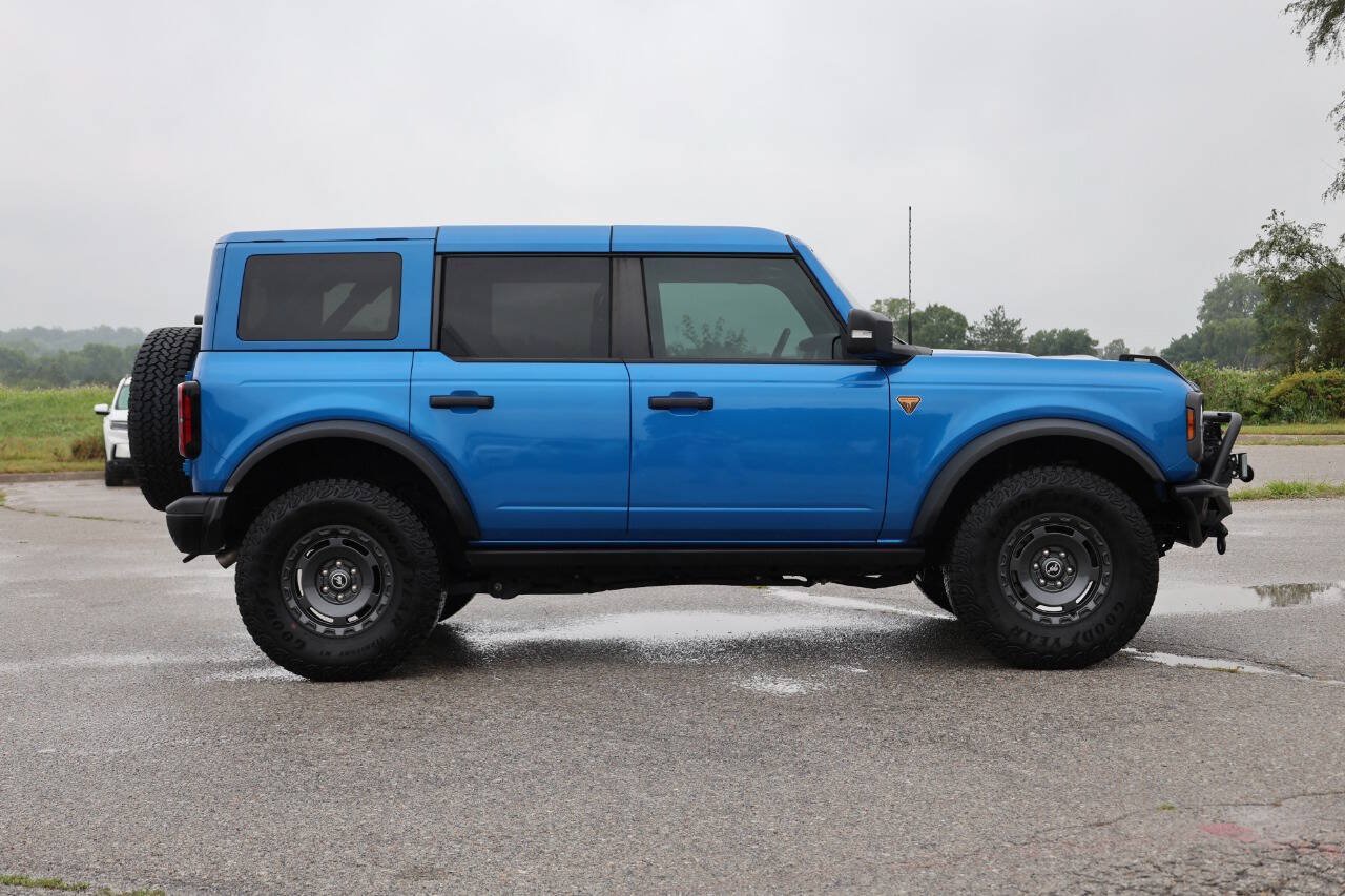 Used 2025 Ford Bronco Badlands AWD/4WD image 7