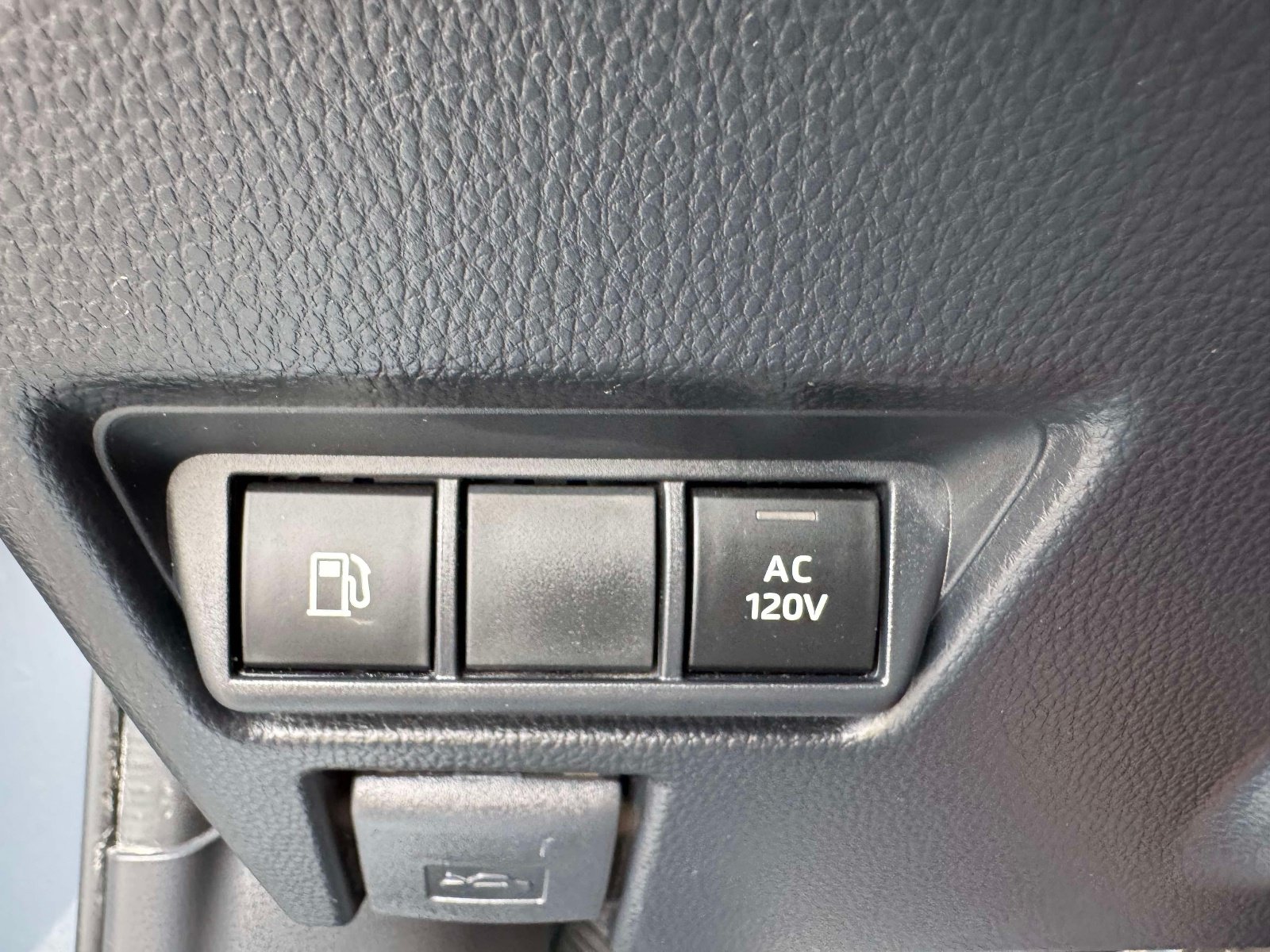 Certified 2024 Toyota Prius Prime FWD image 29