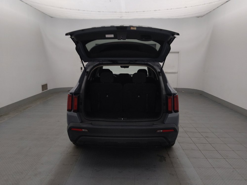 Used 2021 Kia Sorento LX image 29