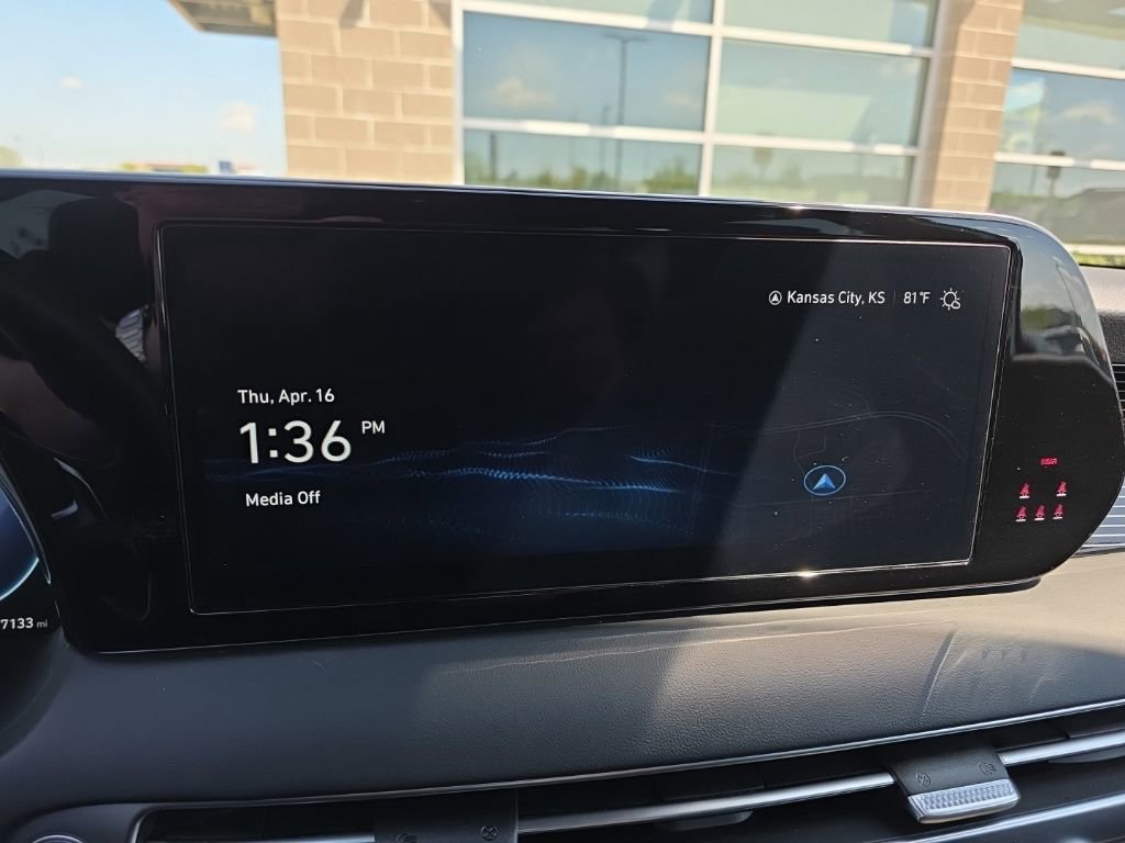 Used 2025 Hyundai Palisade Calligraphy image 15