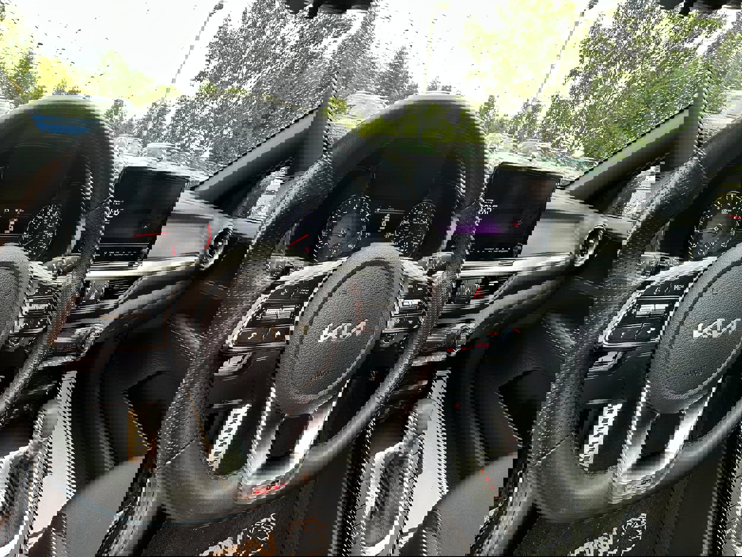 Used 2022 Kia Forte GT-Line w/ GT-Line Premium Package image 25