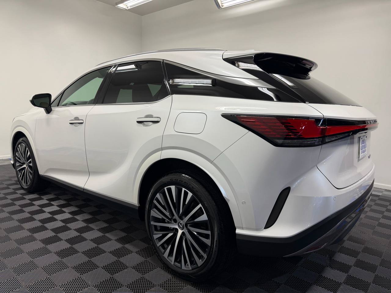 Used 2025 Lexus RX 350 Premium Plus w/ Convenience Package image 10