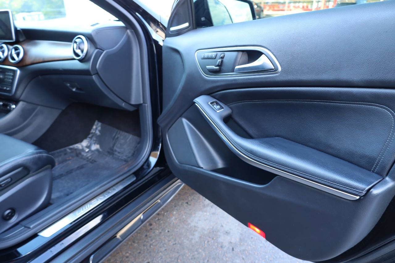 Used 2016 Mercedes-Benz GLA 45 AMG 4MATIC image 26