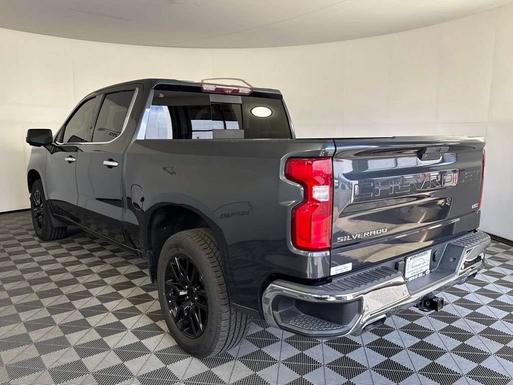 Used 2022 Chevrolet Silverado 1500 LTZ w/ LTZ Premium Package AWD/4WD image 6