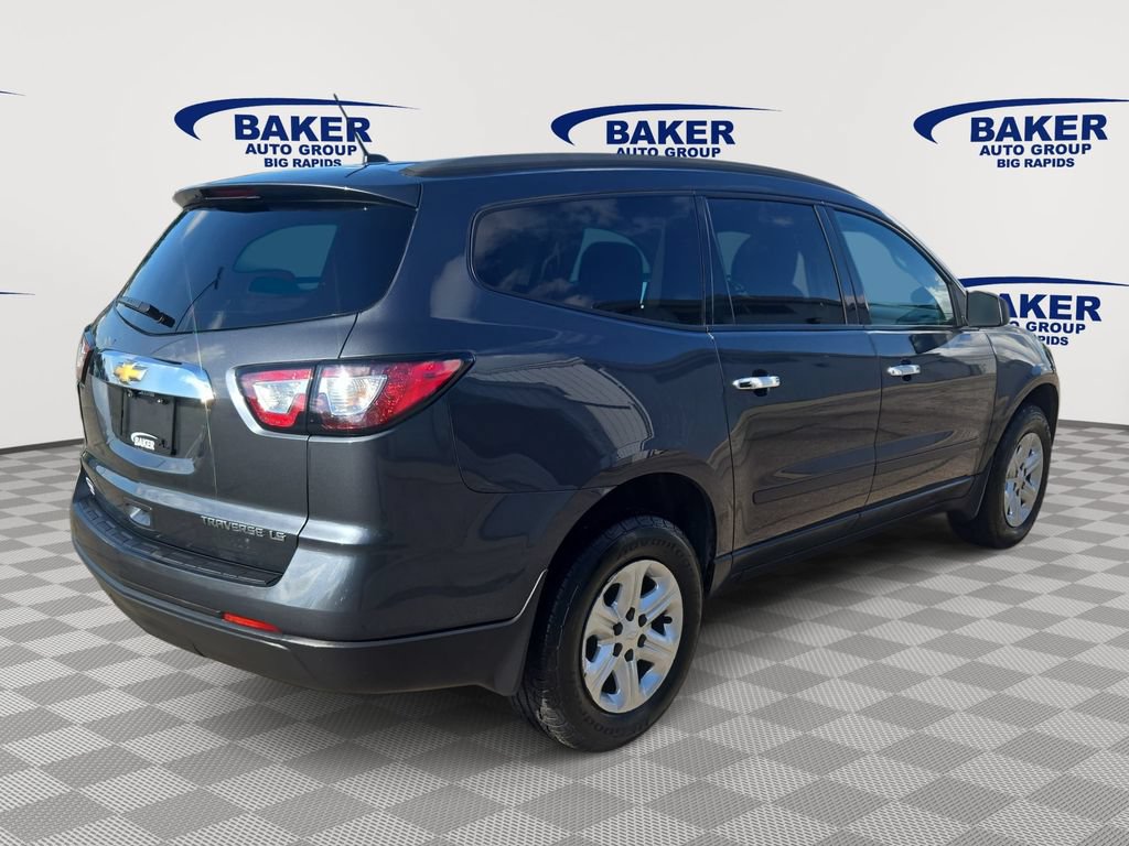 Used 2013 Chevrolet Traverse LS FWD image 3