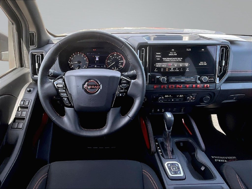 Used 2026 Nissan Frontier PRO-4X AWD/4WD image 11