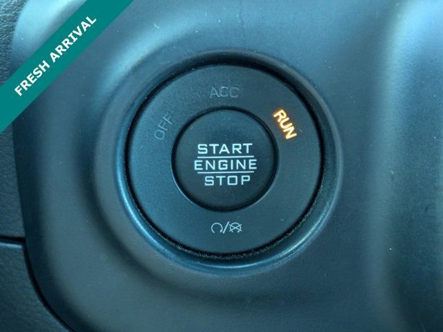 Used 2022 Jeep Wrangler Unlimited Rubicon AWD/4WD image 24