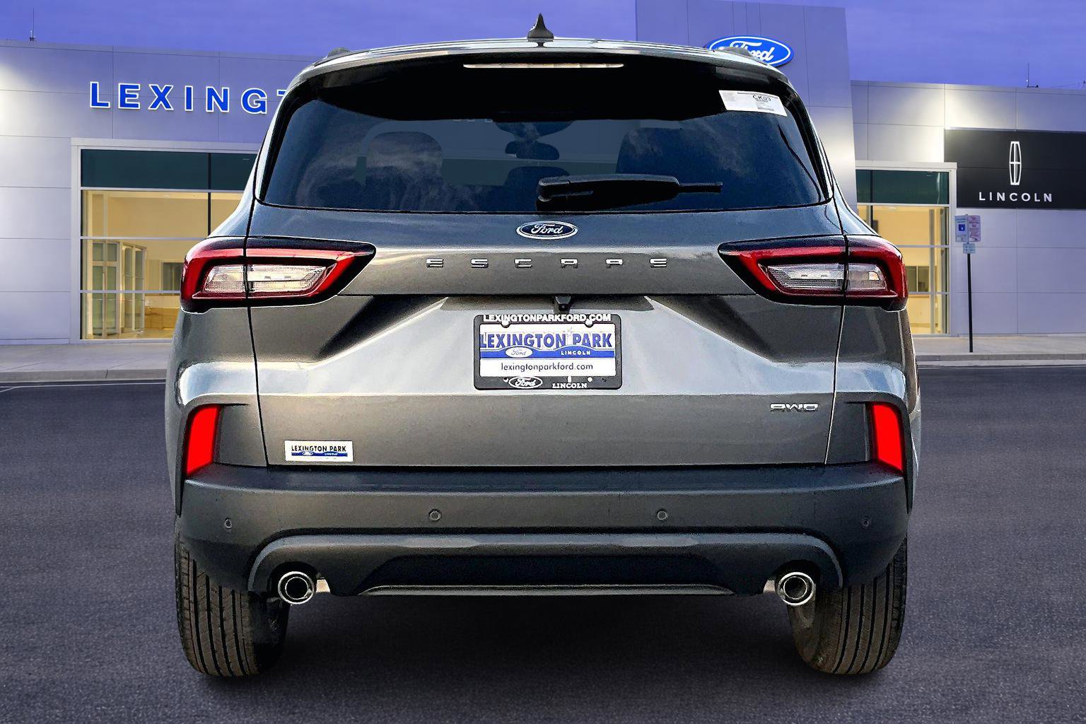 New 2026 Ford Escape ST-Line w/ Tech Pack #1 AWD/4WD image 4