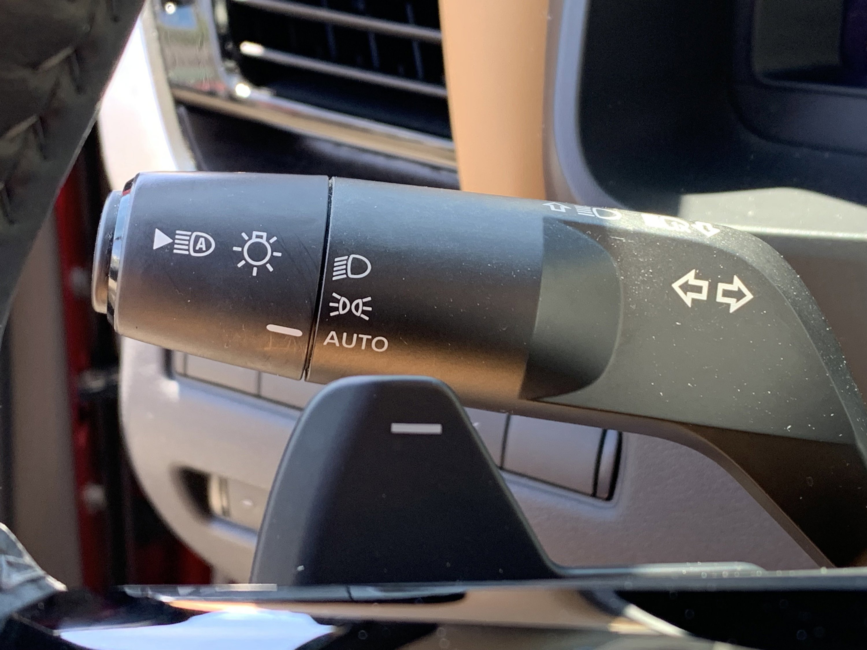 Used 2023 Nissan Rogue Platinum image 50