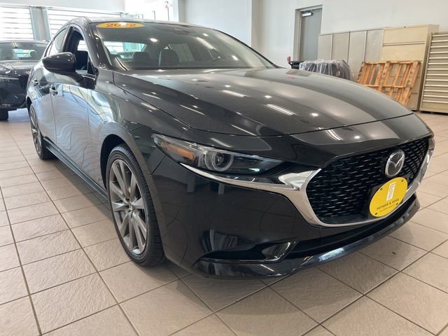Used 2022 MAZDA MAZDA3 s FWD video 1