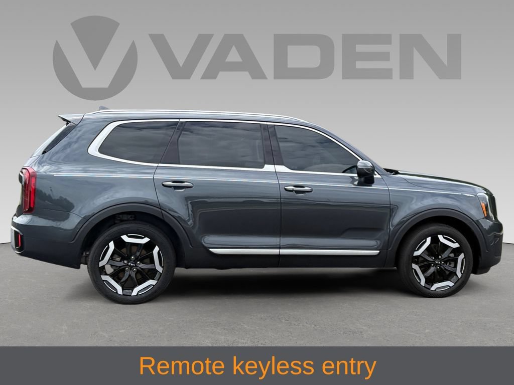 Used 2024 Kia Telluride S FWD image 7
