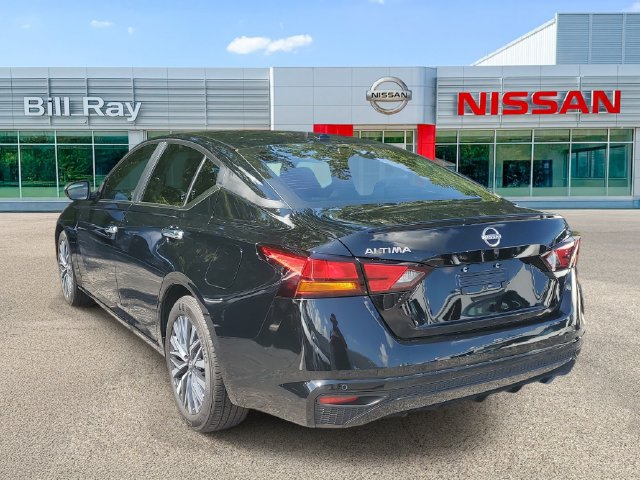 Certified 2025 Nissan Altima 2.5 SV FWD image 3