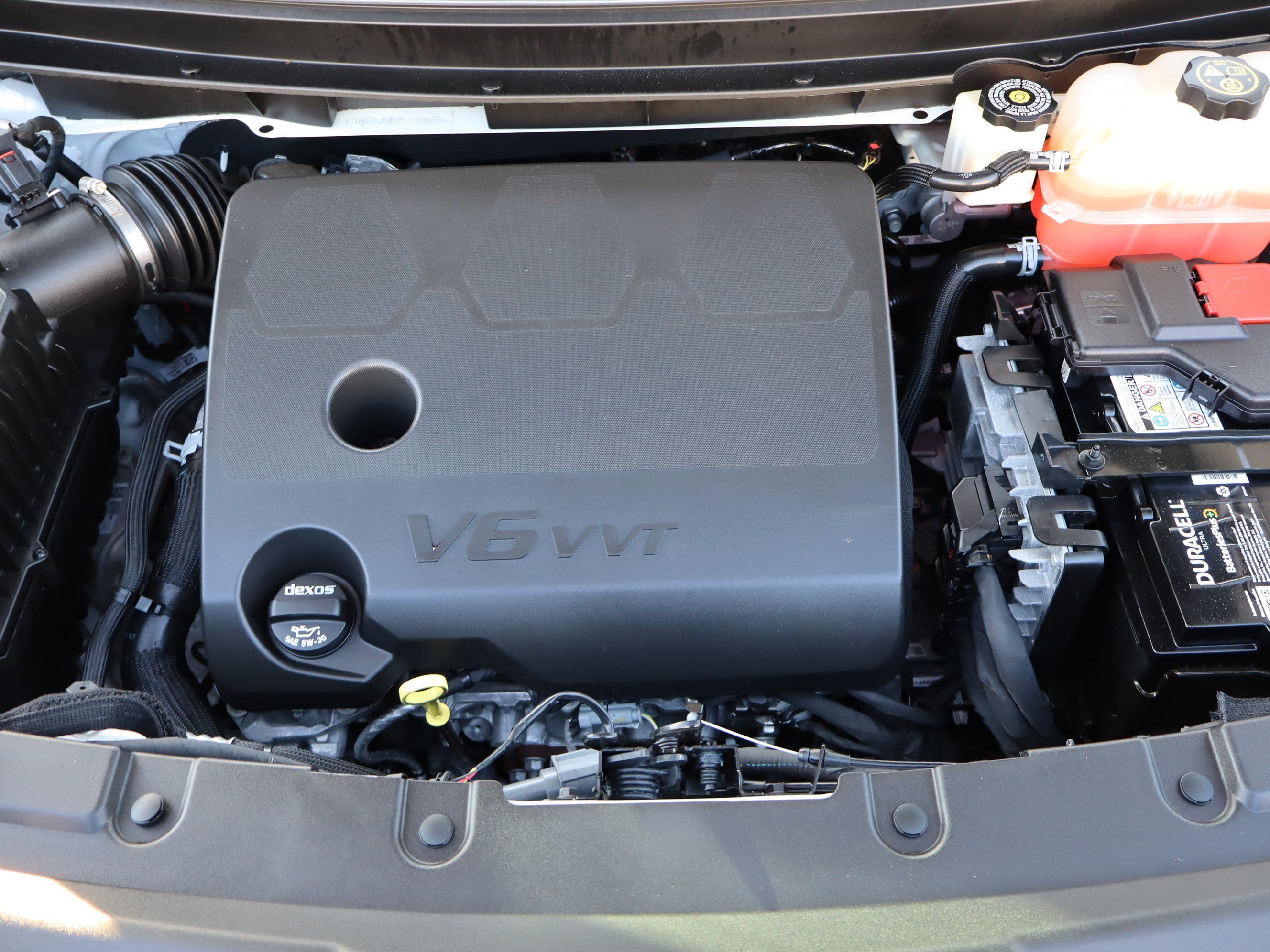 Used 2023 Chevrolet Traverse RS FWD image 44