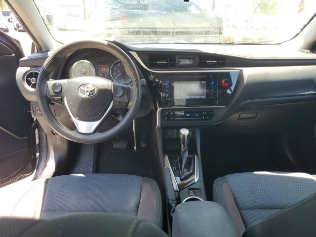 Used 2019 Toyota Corolla LE FWD image 14