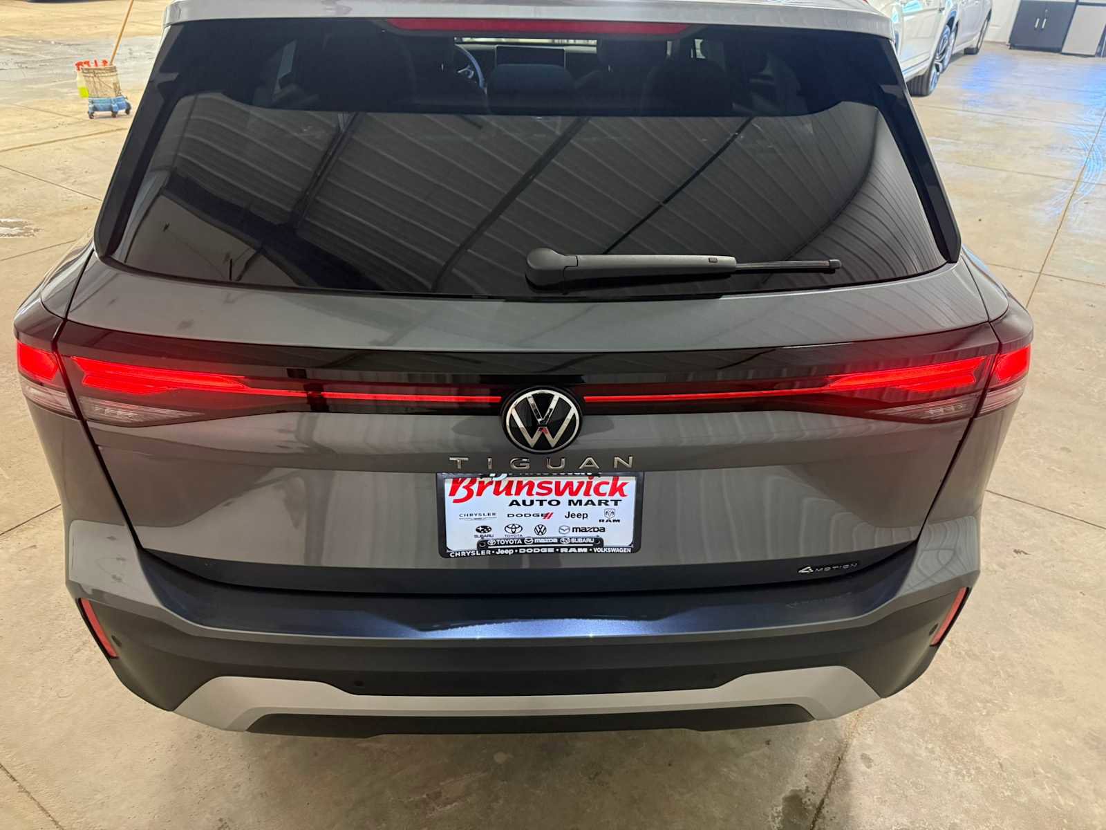 Certified 2025 Volkswagen Tiguan S image 16