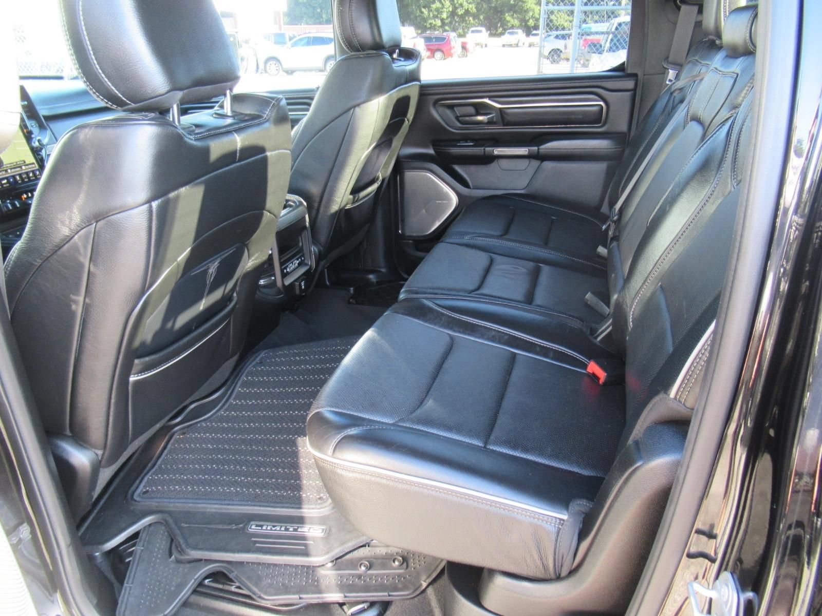 Used 2019 RAM 1500 Limited RWD image 33