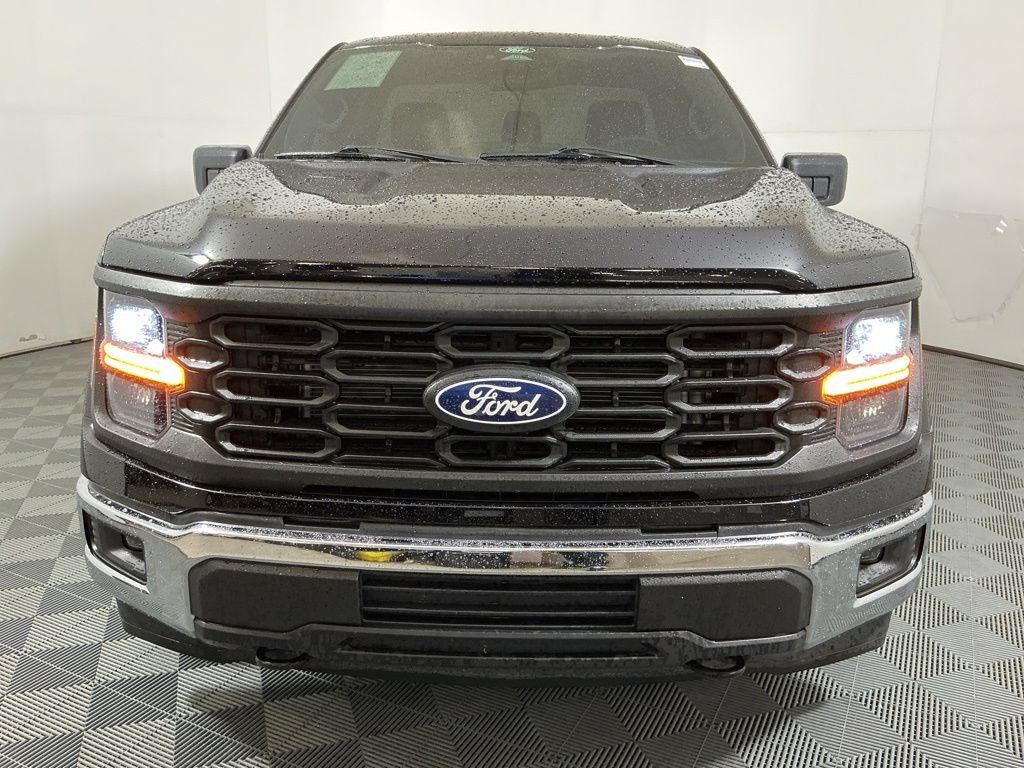 Used 2025 Ford F150 XL w/ Equipment Group 103A High AWD/4WD image 3