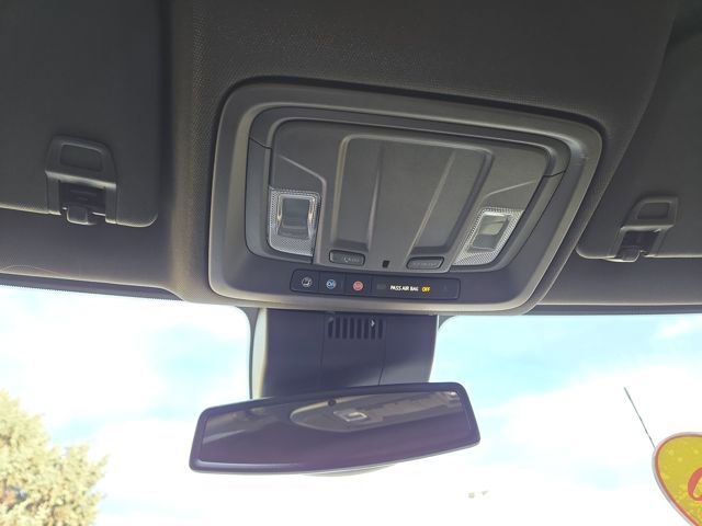 Used 2026 GMC Sierra 3500 SLT image 28