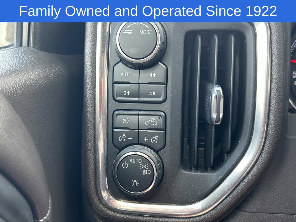 Used 2020 Chevrolet Silverado 1500 RST AWD/4WD image 28
