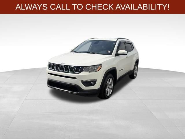 Used 2020 Jeep Compass Latitude w/ Cold Weather Group AWD/4WD image 3