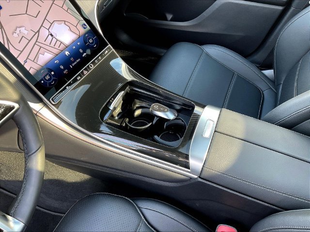 Used 2026 Mercedes-Benz GLC 300 4MATIC image 20