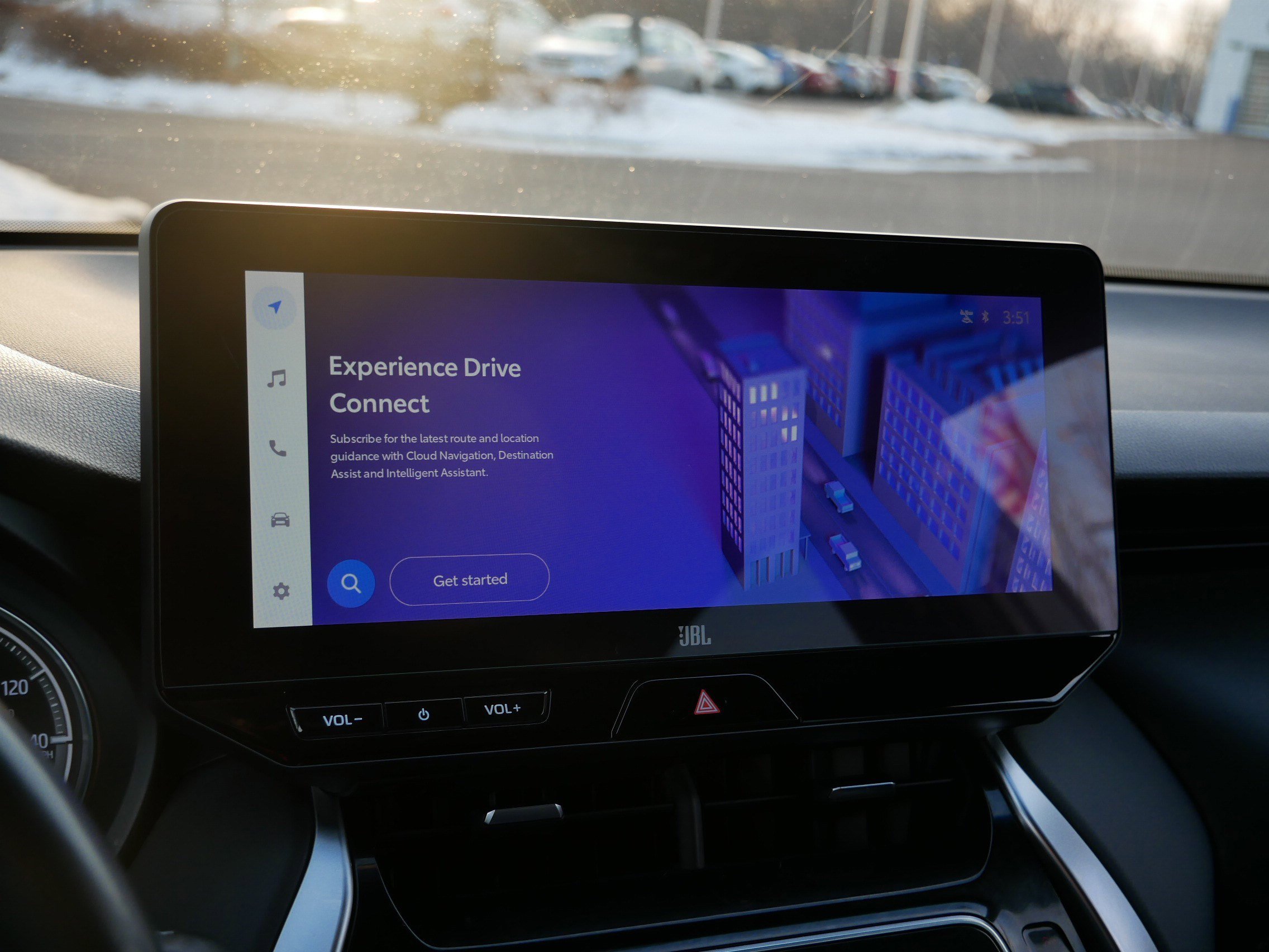 Used 2024 Toyota Venza XLE image 22