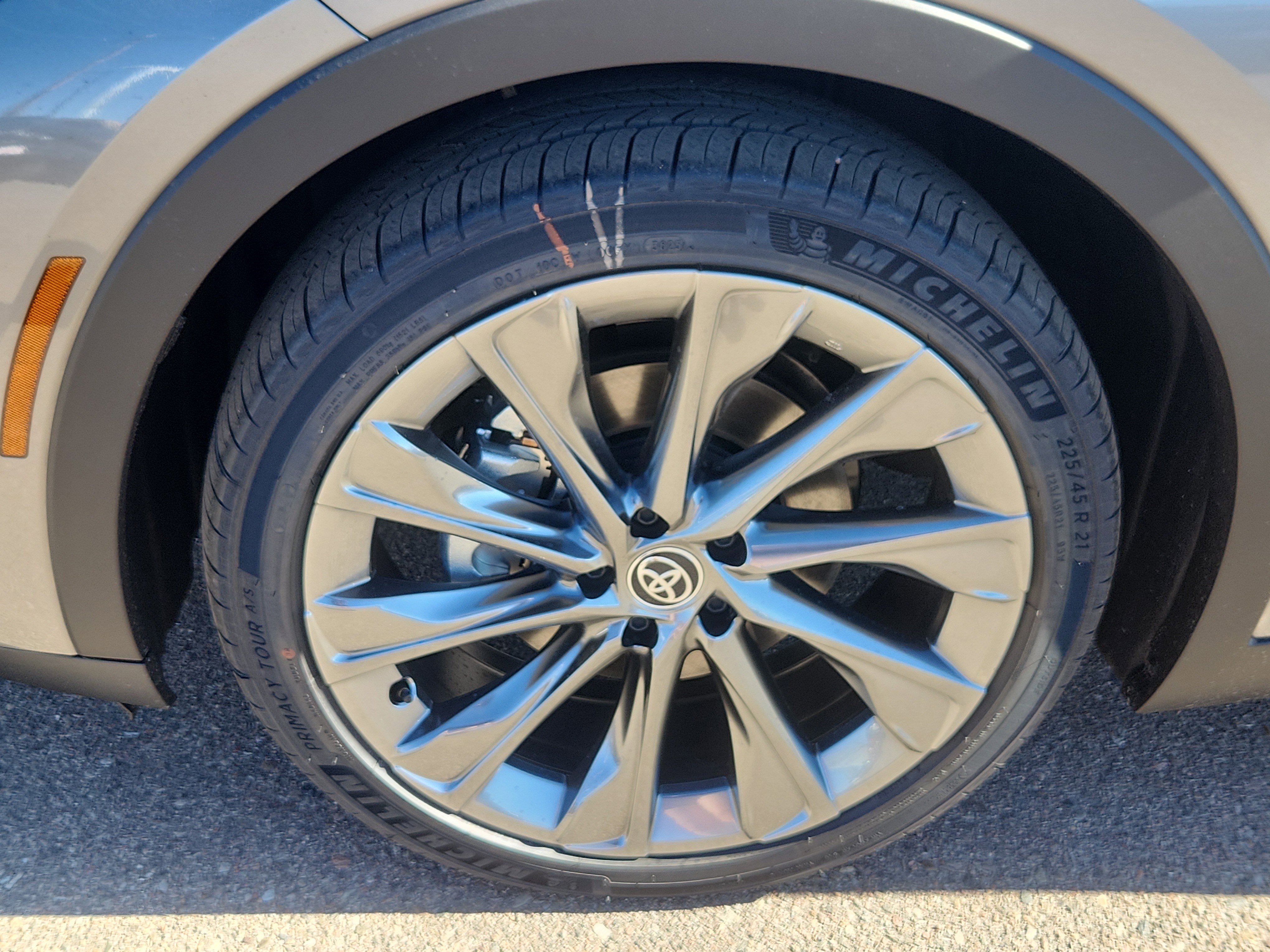 New 2026 Toyota Crown Limited w/ Advanced Technology Package image 15